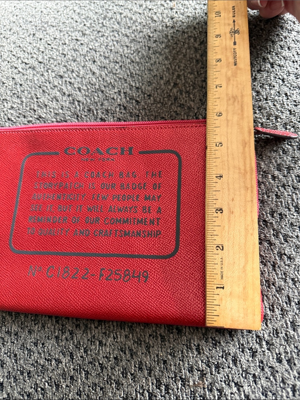 The Coach story bright Red zippered Clutch bag/ Travel Pouch - Picture 6 of 6